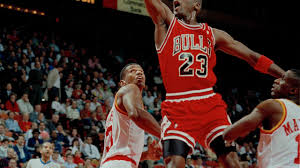 University of iowa senior luka garza just added the naismith trophy for men's. Iowa Basketball S Luka Garza Becomes First College Athlete To Sell Nft