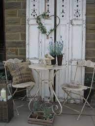 Non Tutti Gli Appassionati Di Arredamento Shabby Chic Provenzale O Country Hanno Un Giardino Anche Con Shabby Chic Room Shabby Chic Living Shabby Chic Decor
