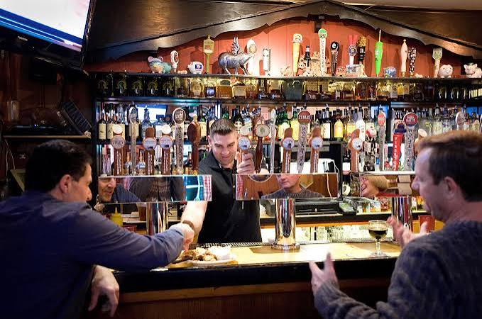 A Review of Holy Smoke in Mahopac - The New York Times