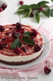 Aggiungete 30 g di zucchero, 300 g di biscotti tritate per 10 secondi vel. Cheesecake Con Confettura Di Ciliegie