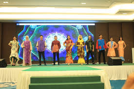 Tarian ini sangat terkenal di negeri johor. Batik Batam Pukau Dunia Pariwisata Johor