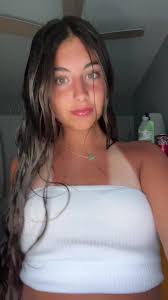 Deidra Clements's Instagram, Twitter & Facebook