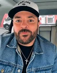 Respecting no smoking rules in homes