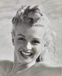 Pin On Marilyn Monroe In Photos And Life Events