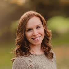 Danielle Sandifer's Instagram, Twitter & Facebook