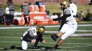 Placekicker, a position in american and canadian football. Vanderbilt Kicker Fuller Becomes First Woman To Play In Power 5 College Football Game Mpr News