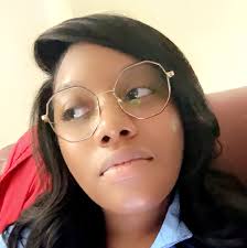 Spring denim + fresh whites = perfect sunny vibes 🌞 feat. @thedoctorbae  Bralite Unlined 4-Way Stretch Lace Bralette: https://bit.ly/3ZFYFjH  Bombshell Flare Premium Stretch High-Rise Jean: https://bit.ly/3ZFZ5GN