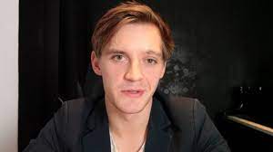 Great attention was given to the tv movie homevideo (2011), in which he played the main. Deutschland 83 Star Jonas Nay Interview With Sbs German Sbs On Demand