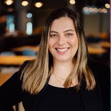 Dana Furman's Instagram, Twitter & Facebook