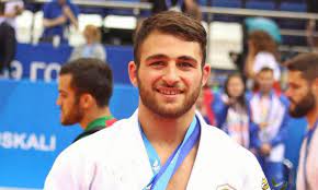 In the <81kg event, anri egutidze was stopped in his first fight. Judo Egutidze Conquista Bronze Em Dia De Adeus Ao Sporting Maisfutebol