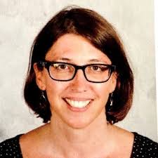 Stephanie Bellard's Instagram, Twitter & Facebook