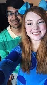 Lauren Pelland's Instagram, Twitter & Facebook