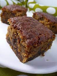 Date And Apple Squares A Fruit Recipe Recipe Desserts Dessert Recipes Fruit Recipes