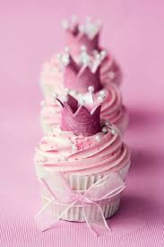 Gorgeous Girly Pink Cupcakes Http Thecupcakedailyblog Com Gorgeous Girly Pink Cupcakes Princess Cupcakes Pink Cupcakes Crown Cupcakes
