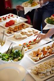 Buffet Dinatoire Ou Repas Servi A Table Pour Le Mariage Buffet Dinatoire Repas Dinatoire Recettes De Cuisine