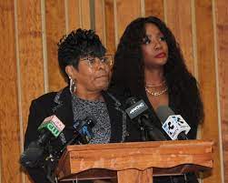 Family files wrongful death suit against travelers connected to fatal  incident of Shanquella Robinson