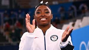 Biles went instagram official with her boyfriend, jonathan owens, on august 2. Simone Biles Boyfriend Jonathan Owens Supports Her After Olympic Competition Exit Cbs8 Com