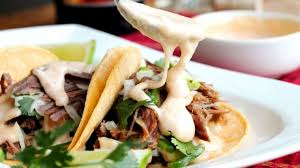 Premièrement, mettez la crème liquide dans une casserole et laissez chauffer sans arriver à l'ébullition. Sauce Fromagere Tacos Une Sauce Pour Une Variete Presqu Infinie De Tacos