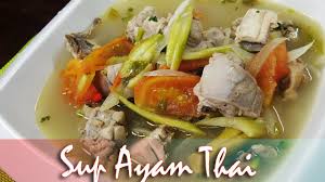 Sup ayam bayam adalah hidangan yang mudah, tetapi sihat dan mudah. Sup Ayam Thai Sup Ayam Seperti Di Kedai Tomyam Thai Youtube