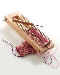 Видео how to knit a soc. Sock Loom Knitting Board Lion Brand Yarn