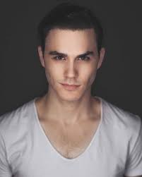 James Goodfellow actor/model: @goodfella_j . . . . . . . . . . . . . .  #godoxad600 #malemodel #portraitphotography #profile_vision #portraitpage  #igpodium_portraits #portraiture #makeportraits #makeportraitsnotwar  #makeportraitsmag #strobist ...