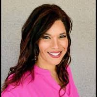 Teresa Weir's Instagram, Twitter & Facebook