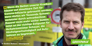 Um Notaufnahmen und Intensivstationen von Verkehrsverletzten zu entlasten,  fordert Greenpeace Verkehrsexperte Benjamin Stephan ein #Tempolimit von  @AndiScheuer. #COVID19Pandemic