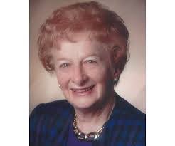 Donna Ptak's Instagram, Twitter & Facebook