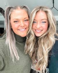 Erin Hopkins's Instagram, Twitter & Facebook