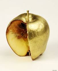 Druxy Adj Something Whole On The Outside But Rotten Inside Of Timber Having Decay In The Heartwood Apple Fruit All That Glitters