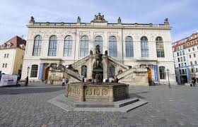 Neumarkt er den seværdighed, der ligger tættest på quality hotel, star inn premium dresden. Star G Hotel Premium Dresden Hotel De