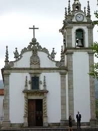 Entre a cidade de aveiro e do porto fica situado o concelho de vale de cambra, pertencente a zona metropolitana do porto e também a região de entre douro e vouga. Igreja Matriz De Roge Visitar Portugal