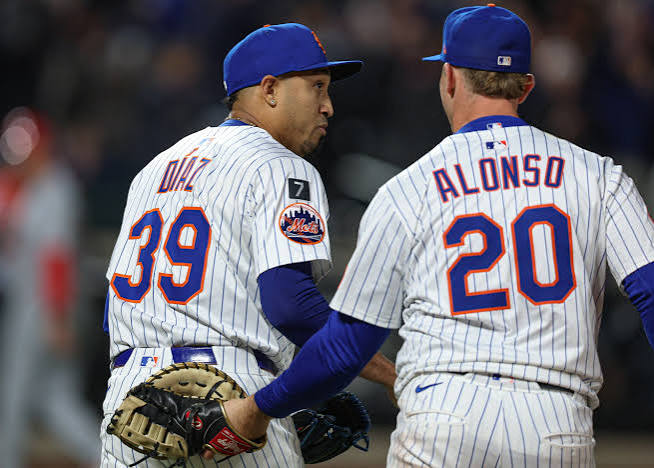 The Mets' New Offseason Strategy: Letting Their Most Beloved Players Leave  - WSJ