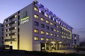 As ihg's fastest growing hotel brand, we're first choice for the increasing number of travellers who need a simple, engaging place to rest, recharge and get a little work done. Art Invest Real Estate Holiday Inn Express
