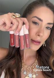 Quatro Novas Cores de Batons da Detoni Beauty
