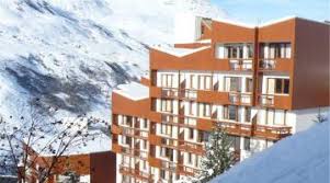 Ce logement est au même niveau que l'entrée de l'immeuble par la route (ce qui correspond au 3ème. Locations De Vacances Les Menuires Frais D Agence Reduits Avec Freeloc Immo