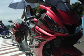 3,533 likes · 214 talking about this. 2017 Yamaha R15 V3 Vs Yamaha R15 V2 Compare Price Specifications