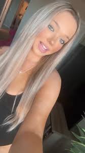 Izzie Babe 的个人主页