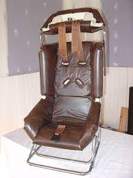 My Cat Seat Was Tan But Looked Just Like This Vintage Baby Gear Retro Baby Child Car Seat