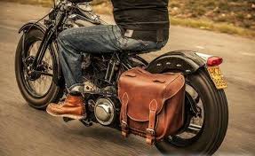 bikers outfits lifestyles おしゃれまとめの人気アイデア pinterest sakaki togawa ヴィンテージのオートバイ バイク バッグ サイドバッグ