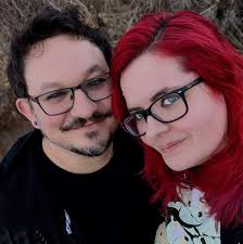 Why I don't use sand (calci-sand) or loose substrate for my bearded dragons  (I put my body armor