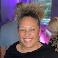 Sonia Mills's Instagram, Twitter & Facebook