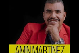 🎉 Caloto está celebrando sus 482 años : con música, humor y mucha energía.  Anoche, las carcajadas se tomaron el parque con la presentación del  comediante Lucumí, quien hizo reír a grandes