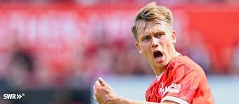FCK träumt von Tabellenspitze: Kaiserslautern vor wichtigem Heimspiel - Imagen principal del artículo