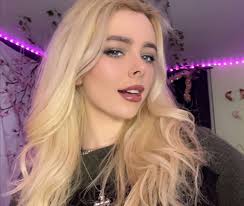 Mollie-jean Swain (@molliejean.xo) • Instagram photos and videos