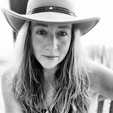 Amazon.com: Cathleen Falsani: libros, biografía, última actualización