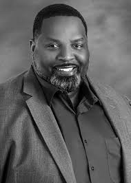 Glenn Parker played 2 seasons for Big Blue. One of those seasons was in  2000 when we made it all of the way to the Super Bowl. He had a rather  lengthy