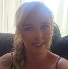 Has anyone managed to get in touch with Hollyns health today? Been