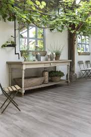 Vloors True Grey Xl Die Rustikalen Grauen Dielen Mit Deutlichen Nervern Und Knoten Fugen Charakter Zu Jedem Raum Vinylboden Vinylboden Holzoptik Rustikal