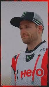 Aaron Mare's Instagram, Twitter & Facebook